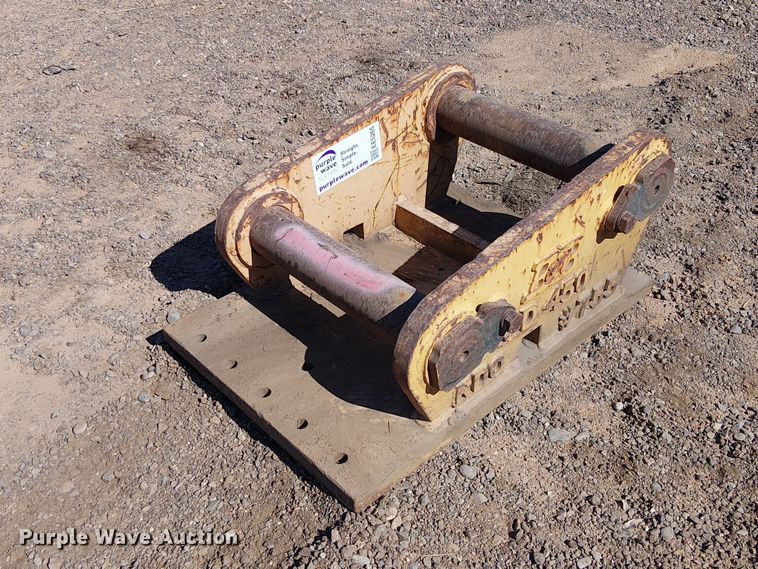 B&B JD 450 backhoe quick attach - EE5265