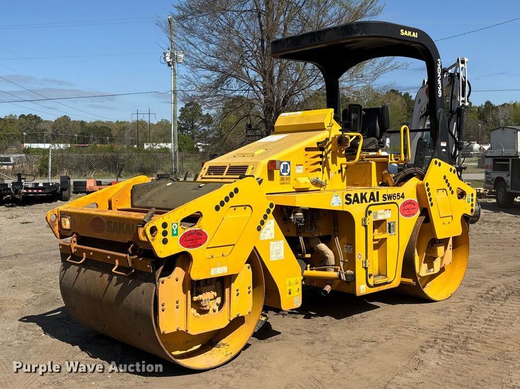2019 Sakai SW654 double drum vibratory roller - EF1039