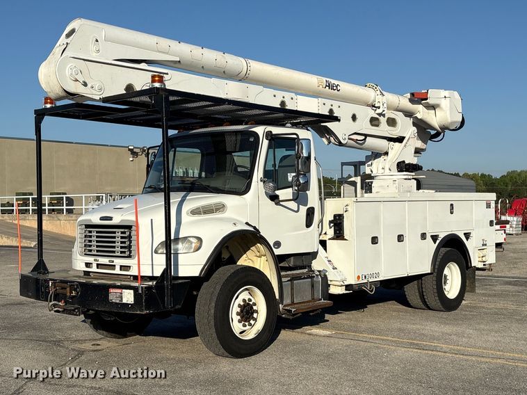 2015 Freightliner Business Class M2 bucket truck - EF1048