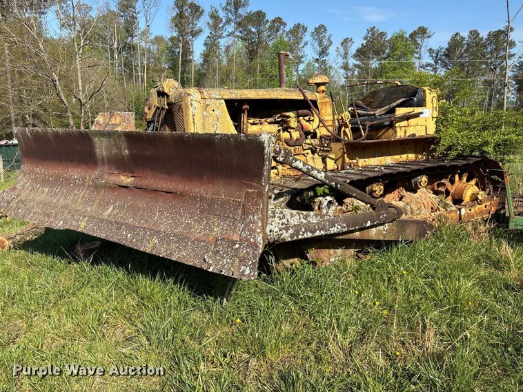 Caterpillar dozer - EF1064