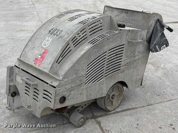 2018 Husqvarna Soff Cut 4200 concrete saw - EI5779