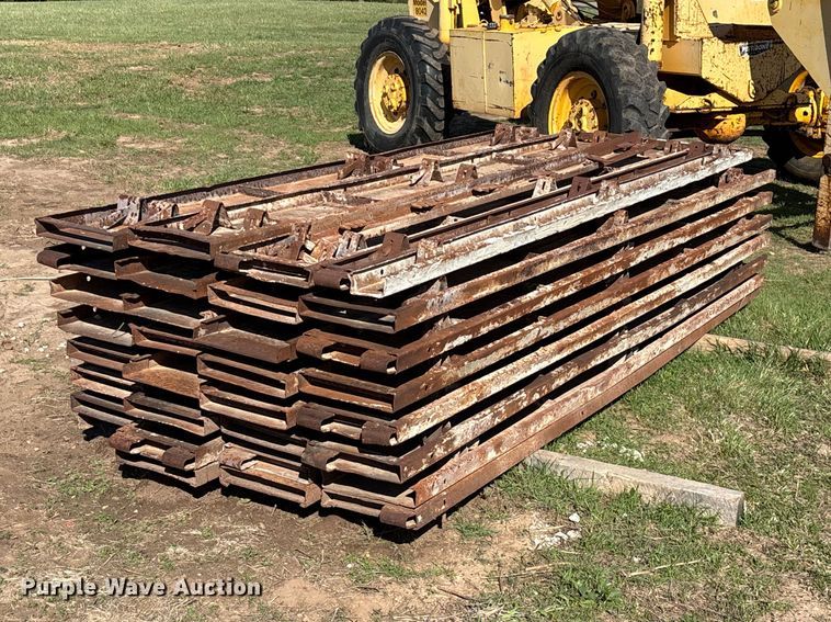 Approximately (33) curb concrete forms - EO4174