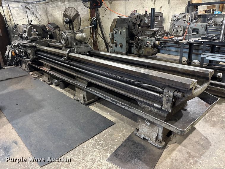 Axelson metal lathe - ES8739