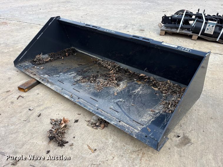 2025 Wolverine TDB-11-84W skid steer bucket - ES8771