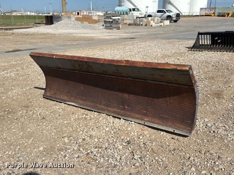 KW 35-12610 skid steer snow plow - ET1942