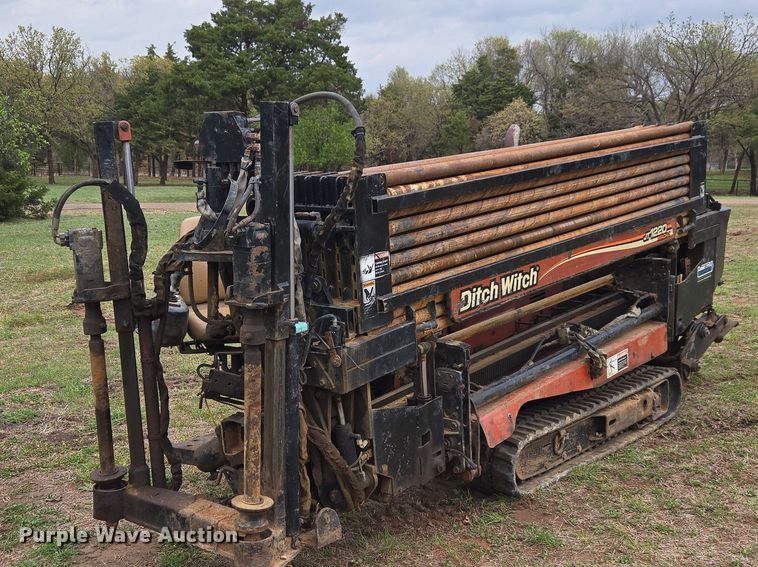 2004 Ditch Witch JT1220 Mach 1 directional boring unit - ET5201