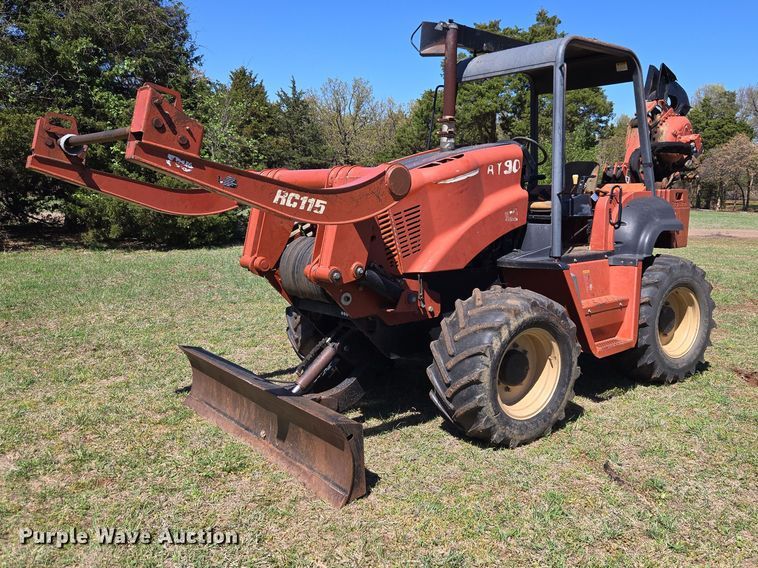 2002 Ditch Witch RT90 vibratory cable plow - ET5219