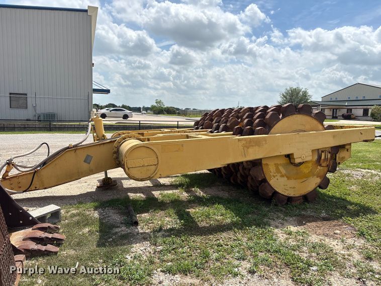 Hyster C410A padfoot roller - EU7493
