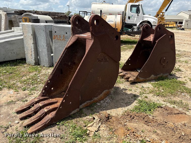 Tooth Pro and CP (2) excavator buckets - EU7495
