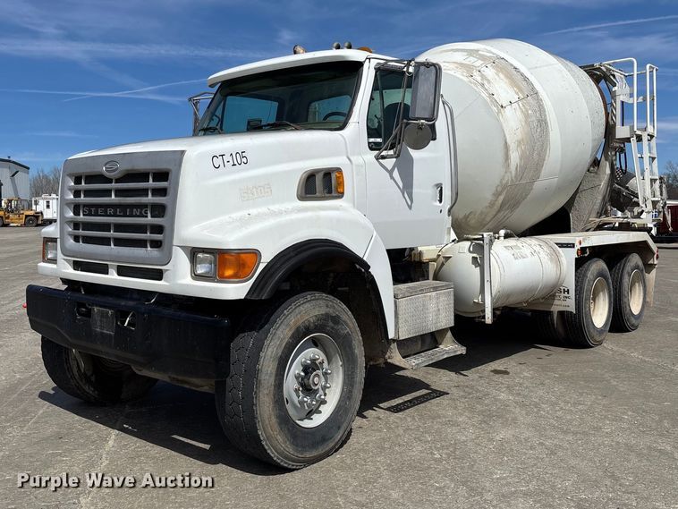 2007 Sterling L9500 ready mix truck - FB3319