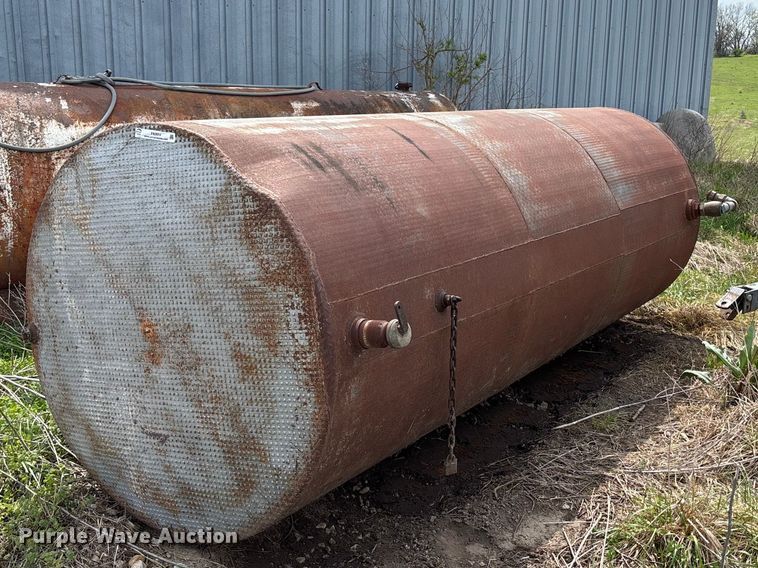 Fuel tank - FB3654