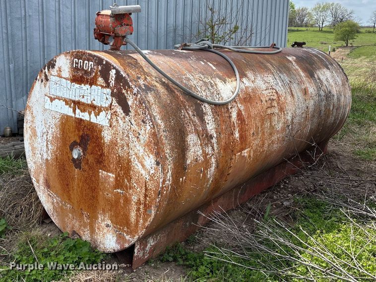 Fuel tank - FB3655