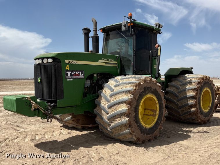 2006 John Deere 9520 Scraper Special 4WD tractor - FC2129