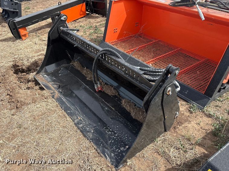 KH72 skid steer four-in-one bucket - FC2174