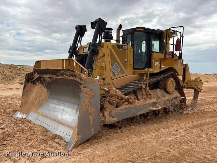 2019 Caterpillar D8T dozer - FC2194
