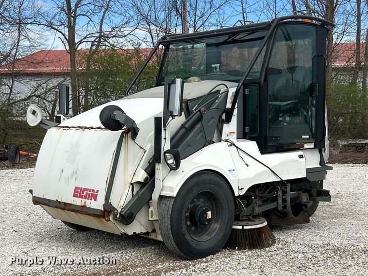 2011 Elgin Pelican NP street sweeper - FC5297