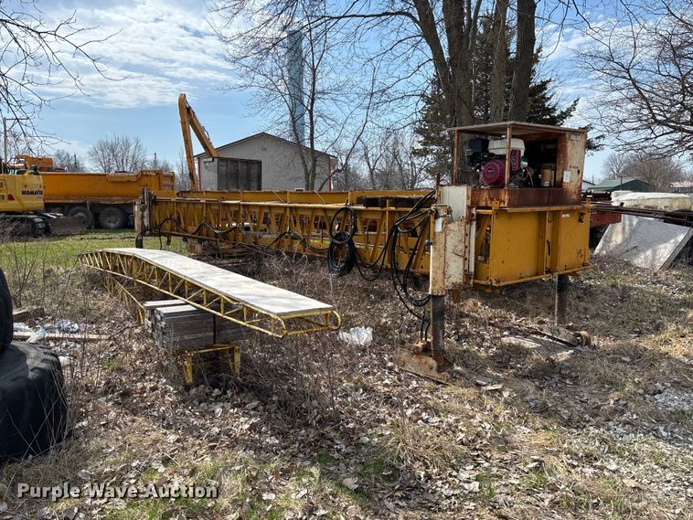 1987 Gomaco C-450 bridge deck finisher - FC5553