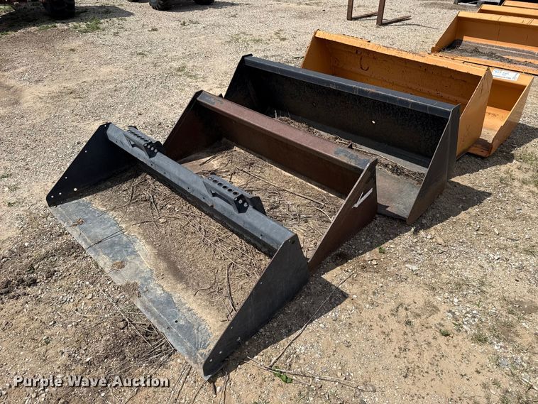 (5) skid steer buckets - FH6603