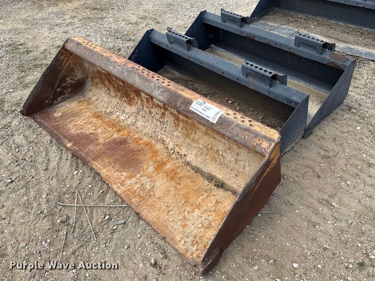 (4) skid steer buckets - FH6612