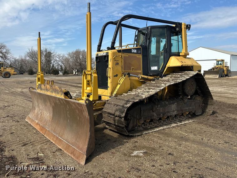 2004 Caterpillar D6N LGP dozer - FK1861