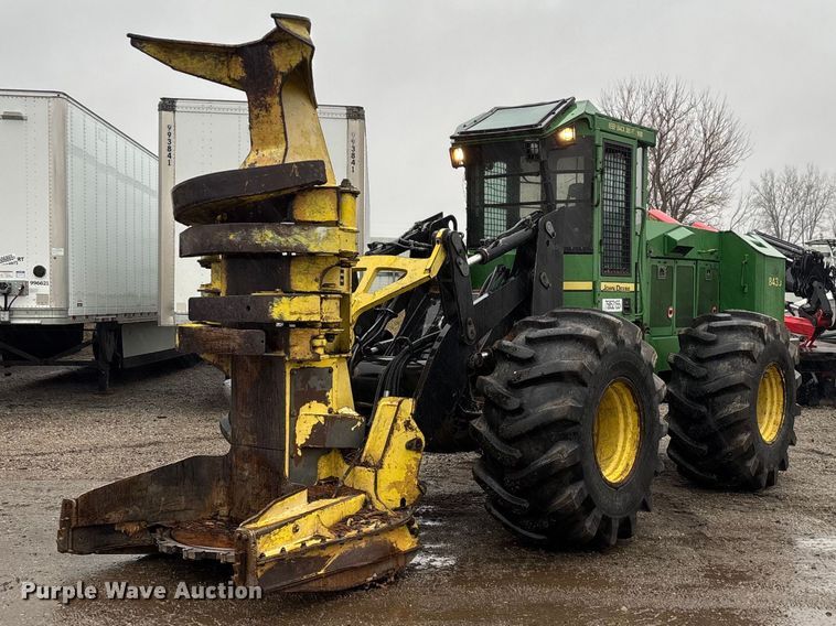 2009 John Deere 843J feller buncher - YA2205