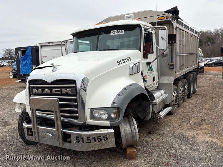 2016 Mack GU713 dump truck - YA2645