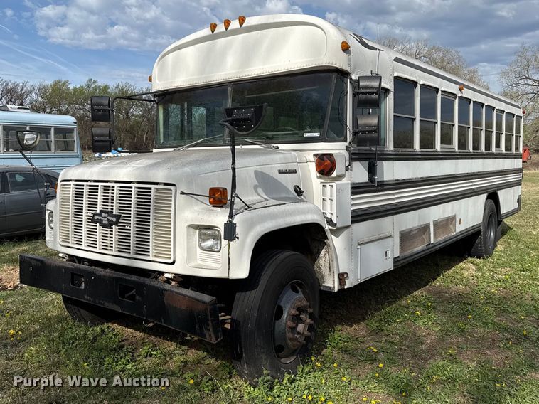 1999 Blue Bird school bus - DZ5437