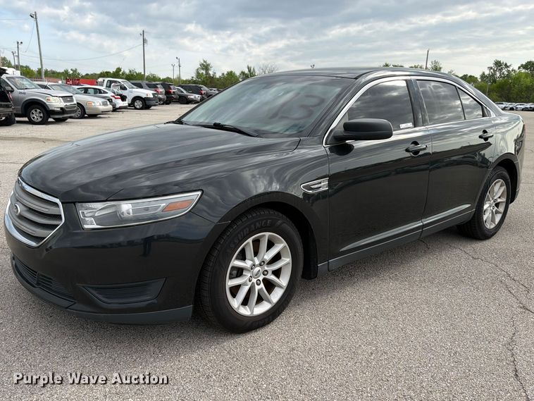 2013 Ford Taurus  - EL0090