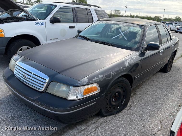 2003 Ford Crown Victoria  - EL0093