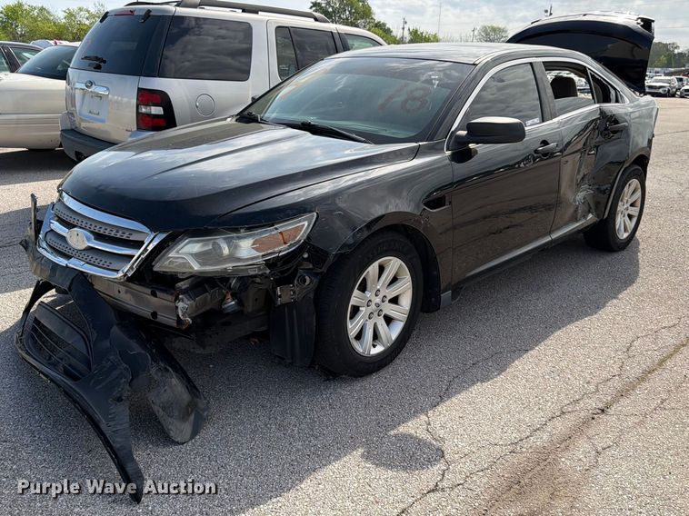 2012 Ford Taurus  - EL0095
