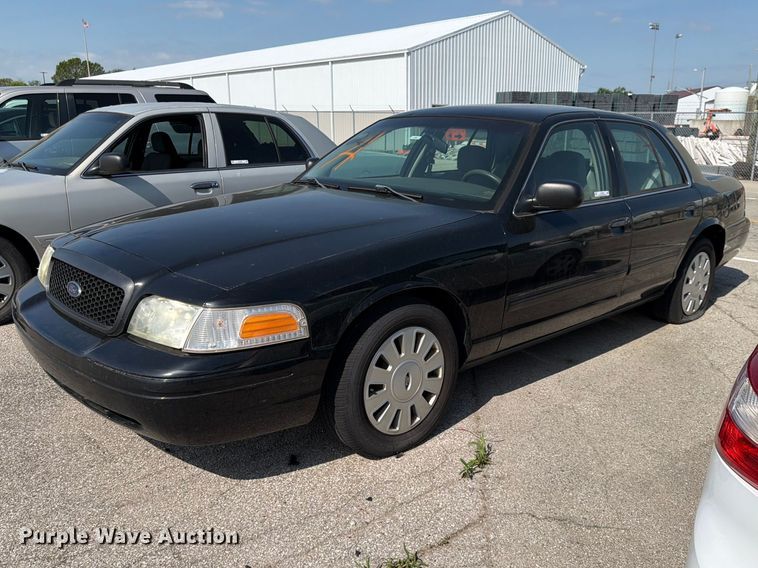 2010 Ford Crown Victoria  - EL0098