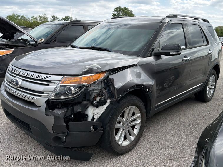2013 Ford Explorer SUV - EL0102
