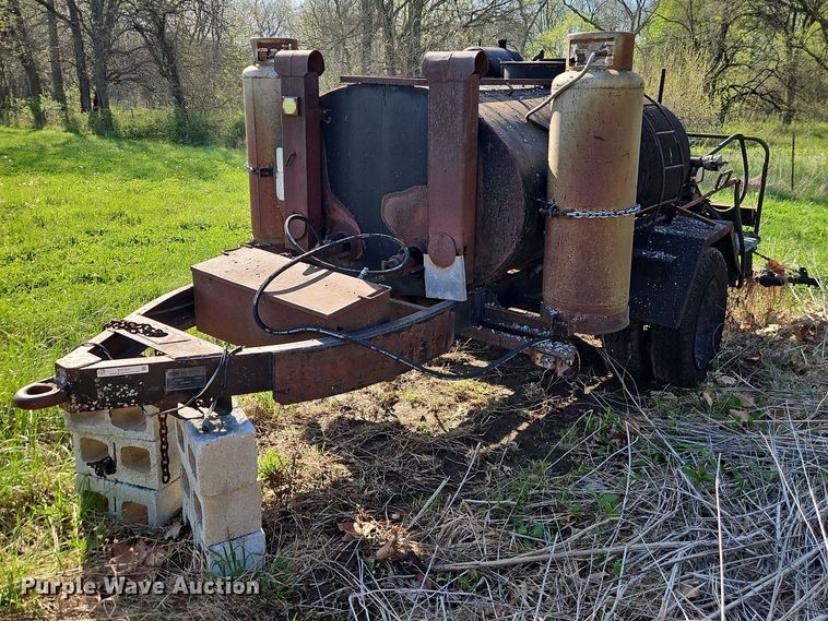 Etnyre MU6TRL pothole patcher - EO7231