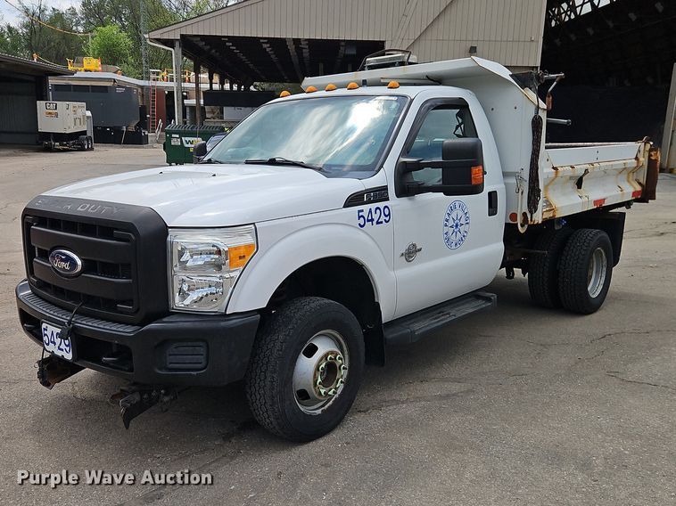 2011 Ford F350 Super Duty  - EO7235