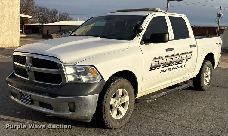 2018 RAM 1500 Crew Cab pickup truck - ES5504