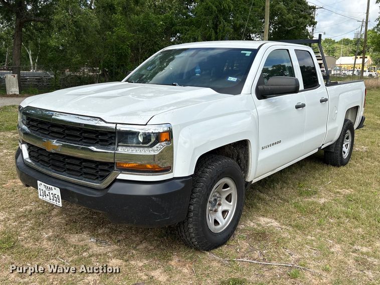 2019 Chevrolet Silverado 1500 Ext. Cab pickup truck - EU7492