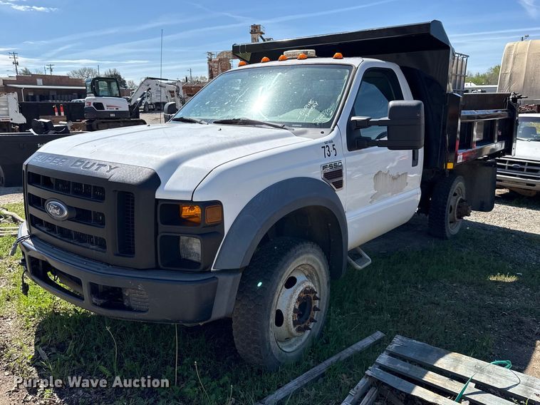 2008 Ford F550 dump truck - EV7681
