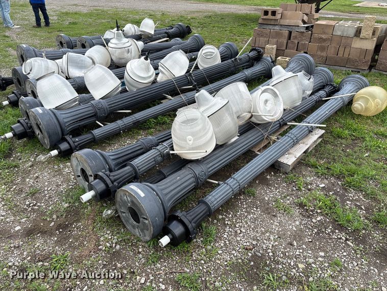 (10) light poles - EW1509