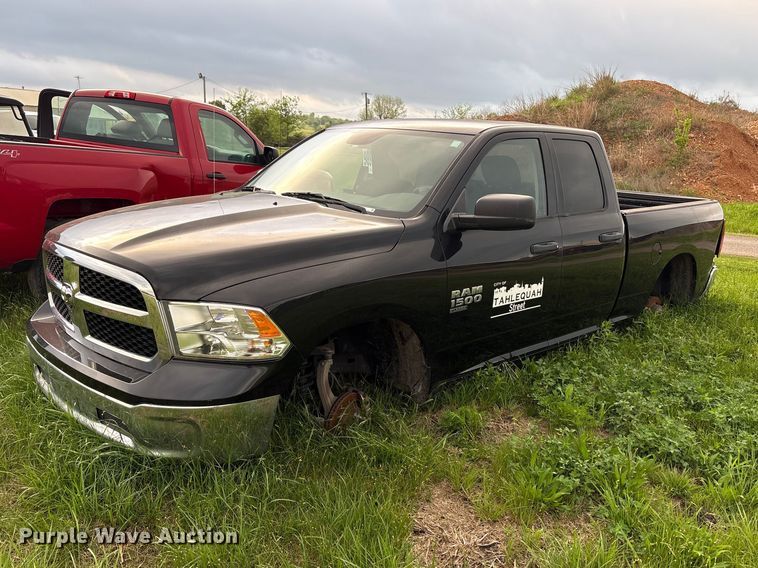 2019 RAM 1500 Ext. Cab pickup truck - EW1528