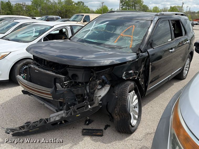 2012 Ford Explorer SUV - FC3030