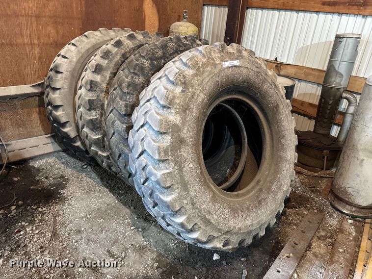 (5) 14.00R24 motor grader tires - FC4541