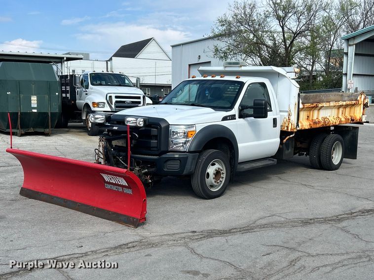 2014 Ford F550 Super Duty dump truck - FC5371