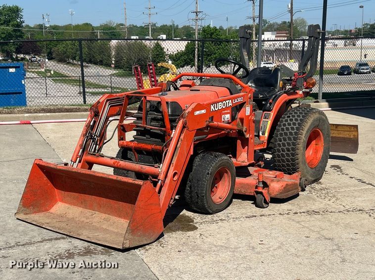 Kubota B7500D tractor - FC5427