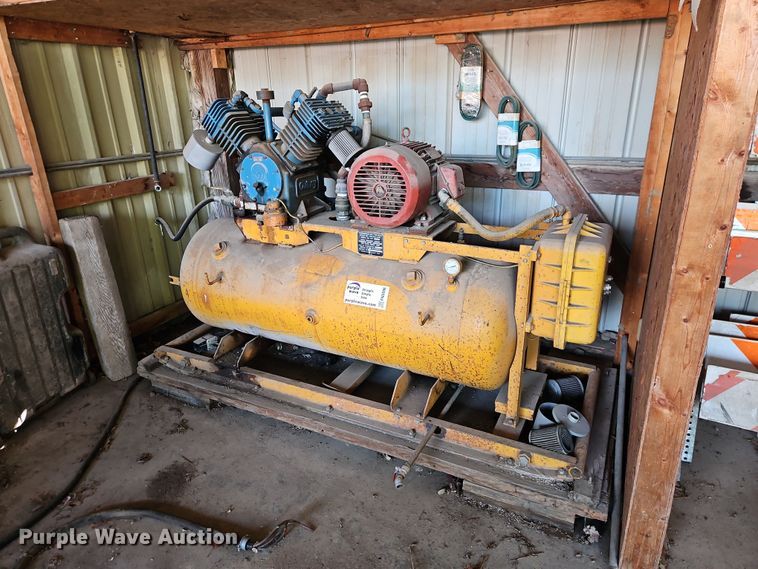 Symington Wayne Corporation 9 AF64012HD air compressor - FN5596