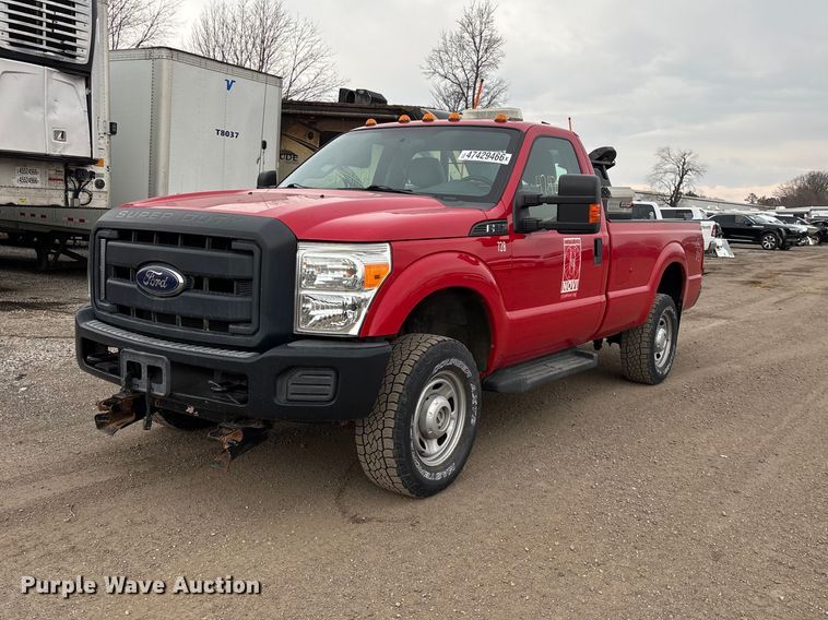 2013 Ford F350 Super Duty pickup truck - YA2961