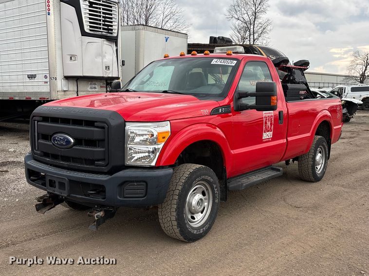 2016 Ford F350 Super Duty pickup truck - YA2962