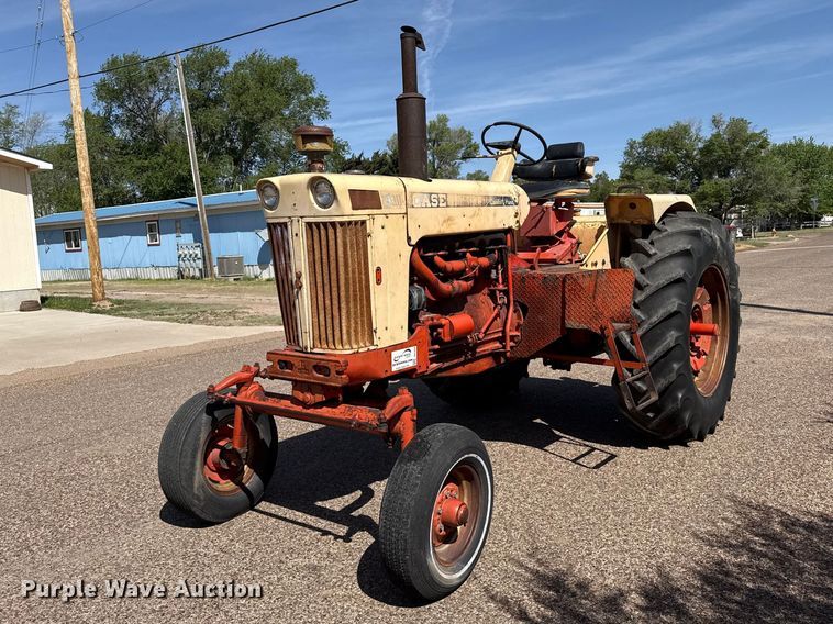 Case 930 tractor - DH1959