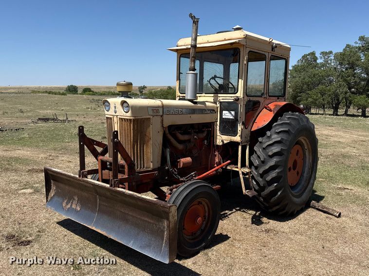Case 930 tractor - DH1973