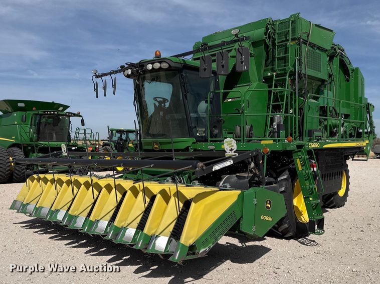 2020 John Deere CS690 RWA cotton stripper - DZ5360
