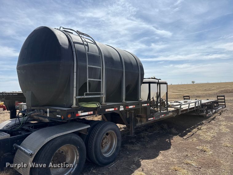 2007 Neville Built sprayer trailer - DZ5361